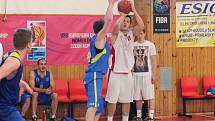 2. liga: BK Klatovy (bílé dresy) - Sluneta USK Ústí nad Labem 72:70