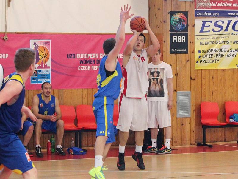 2. liga: BK Klatovy (bílé dresy) - Sluneta USK Ústí nad Labem 72:70