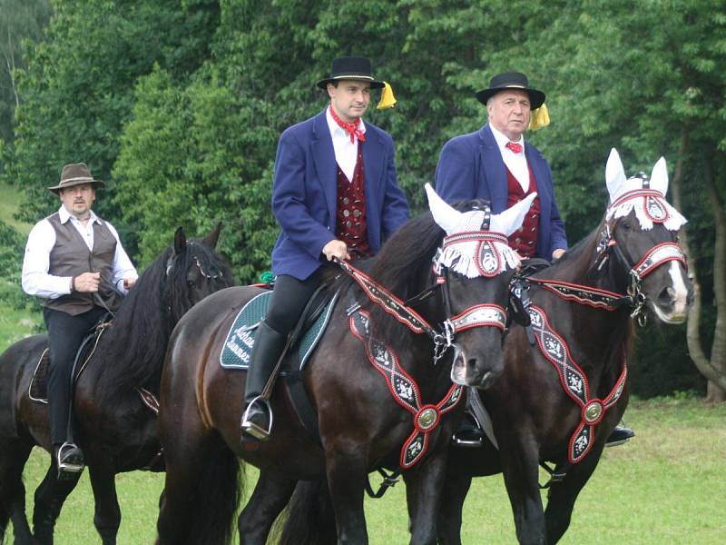 Jízda sv. Linharta v Uhlišti 2012