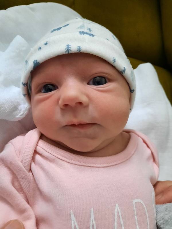 Zorka Kubešová z Blovic se narodila mamince Markétě a tatínkovi Danielovi 7. června 2022 v 11:10 hodin. Holčička (3400 g) přišla na svět v porodnici FN Lochotín a je jejich prvorozeným miminkem.