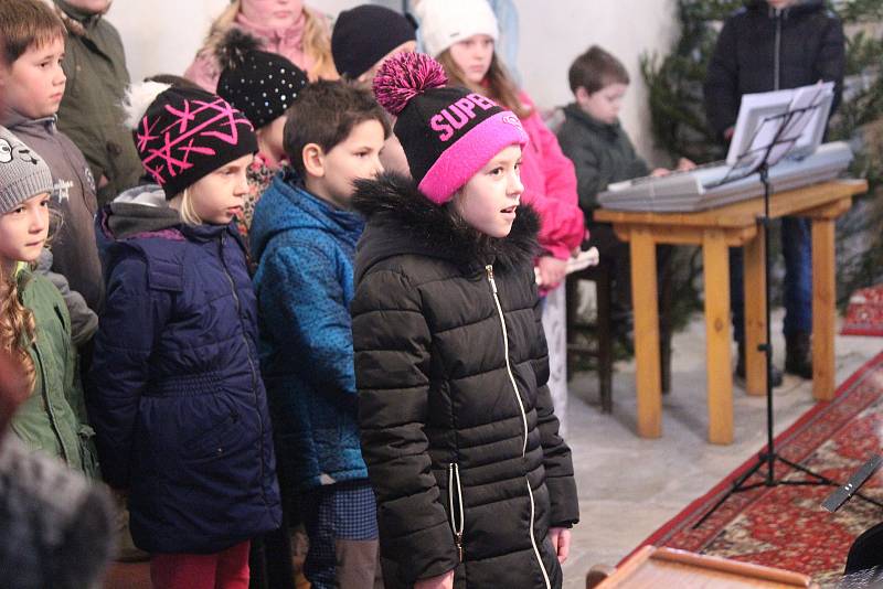 Benefiční koncert pro varhany v Dlouhé Vsi