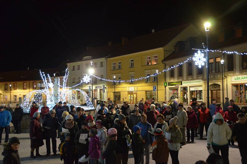 Česko zpívá koledy - Horažďovice.