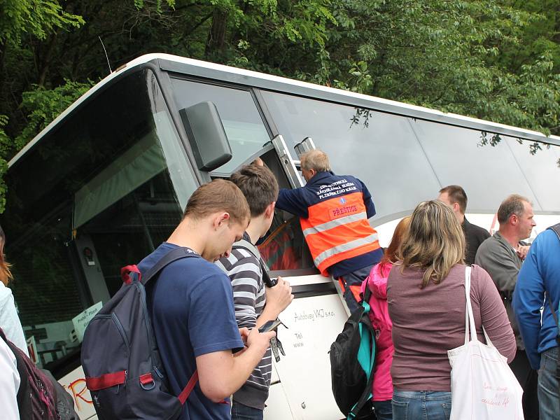 Nehoda autobusu u Kokšína.