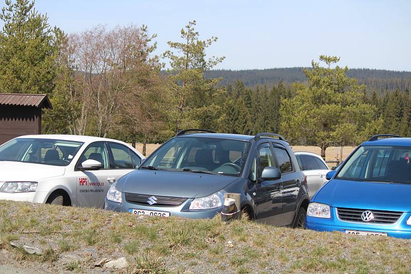 Naplněná Šumava lidmi.