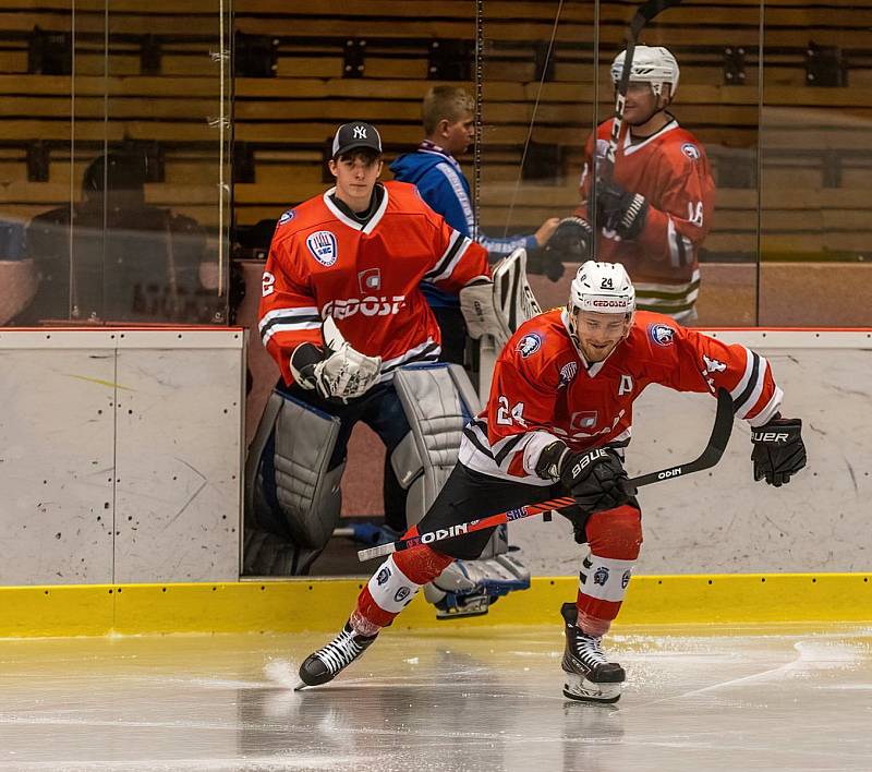 SHC Klatovy - IHC Králové Písek 2:0 (0:0, 0:0, 2:0).