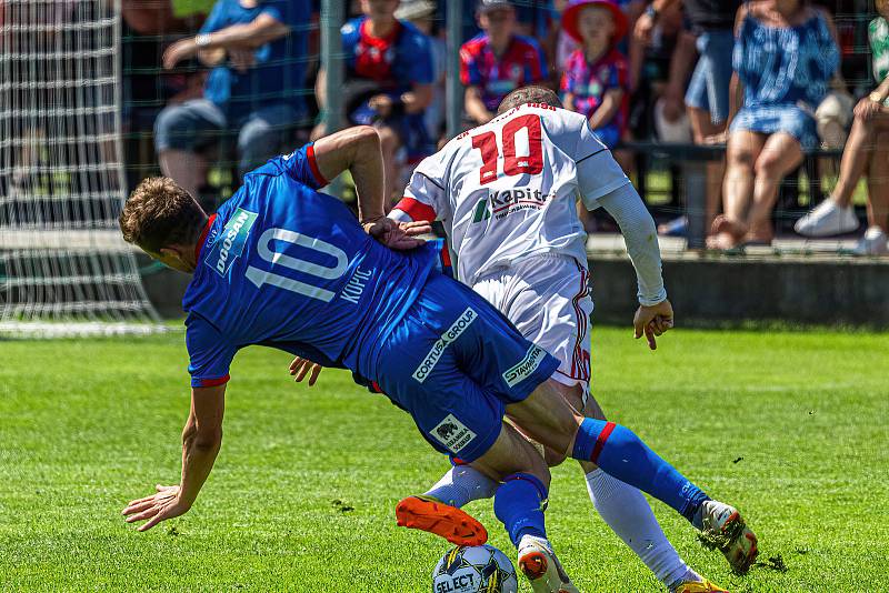 Přátelské utkání: FC Viktoria Plzeň - SK Klatovy 1898 (bílé dresy).