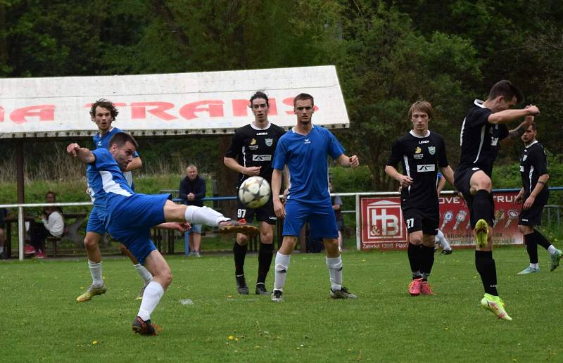 20. kolo I. B třídy (skupina B): Sokol Štěnovice - TJ Měcholupy 1:2.