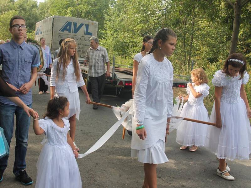 Procesí v Borovech 2013