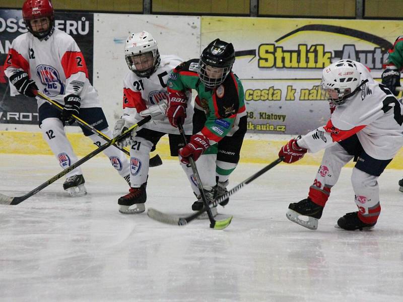 Krajský přebor 4. tříd: HC Klatovy (bílé dresy) - HC Domažlice 14:1