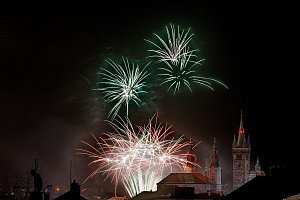Ohňostroj na Nový rok v Klatovech.