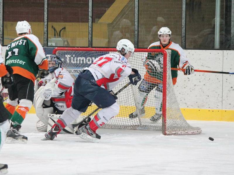 Liga juniorů HC Klatovy - HC Most 6:4.