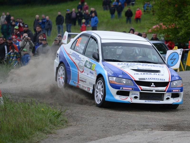 Posádky na tratích šumavských rallye