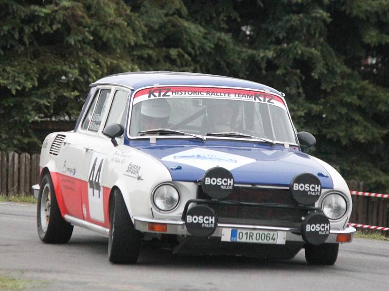 První rychlostní zkouškou 23. Historic Vltava Rallye byl tradičně Klatovský okruh.