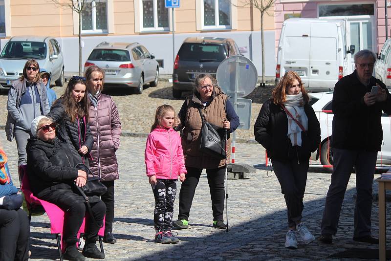 Velikonoce na hradě Kašperk a trhy na náměstí v Kašperských Horách.