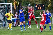 I. A třída Plzeňského kraje, 9. kolo: TJ Start Luby (na snímku fotbalisté v červených dresech) - TJ Sušice (modří) 4:1.