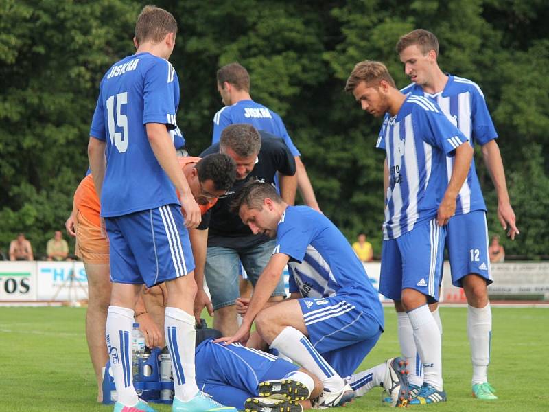 I. kolo Poháru České pošty: Sušice (v bílém) - Domažlice 1:5.