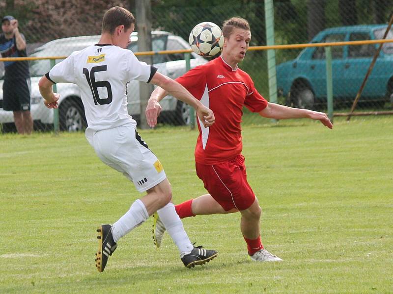 1. A třída: Svéradice (v bílém) - Pačejov 2:1.