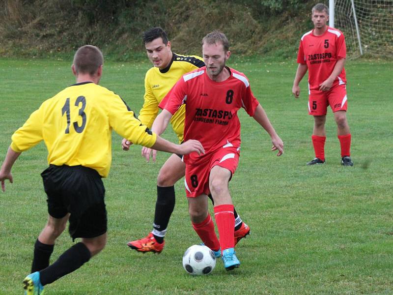 III. třída 2016/2017: Zavlekov (červené dresy) - Janovice B 4:0