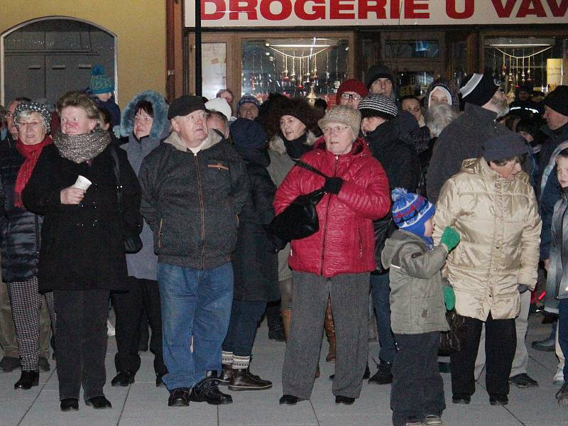 Rozsvícení vánočního stromu v Horažďovicích, v Sušici a ve Švihově.