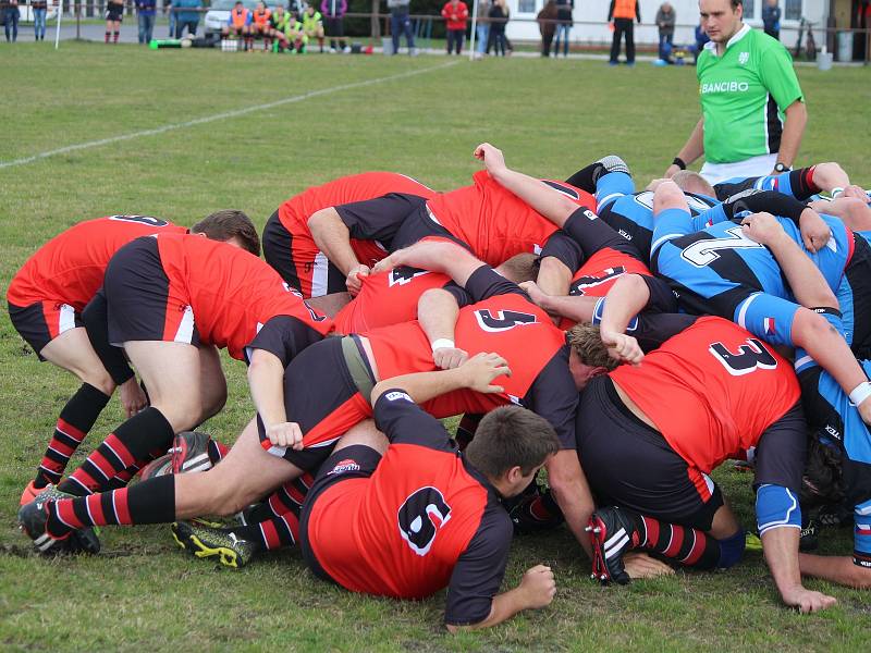 Rugby Šumava Nýrsko (na archivním snímku hráči v oranžových dresech).