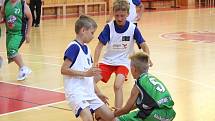 Krajské kvalifikační kolo Junior NBA 2018 v Klatovech: ZŠ Kaplice (zelené dresy) - ZŠ Mrákov