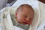 Patrik Schwarz z Kolince je druhorozeným miminkem rodičů Moniky a Jana. Chlapeček se narodil v klatovské porodnici 15. června v 11:23 hodin (2810 g, 49 cm). Doma se na brášku těší tříletý Vojtíšek.