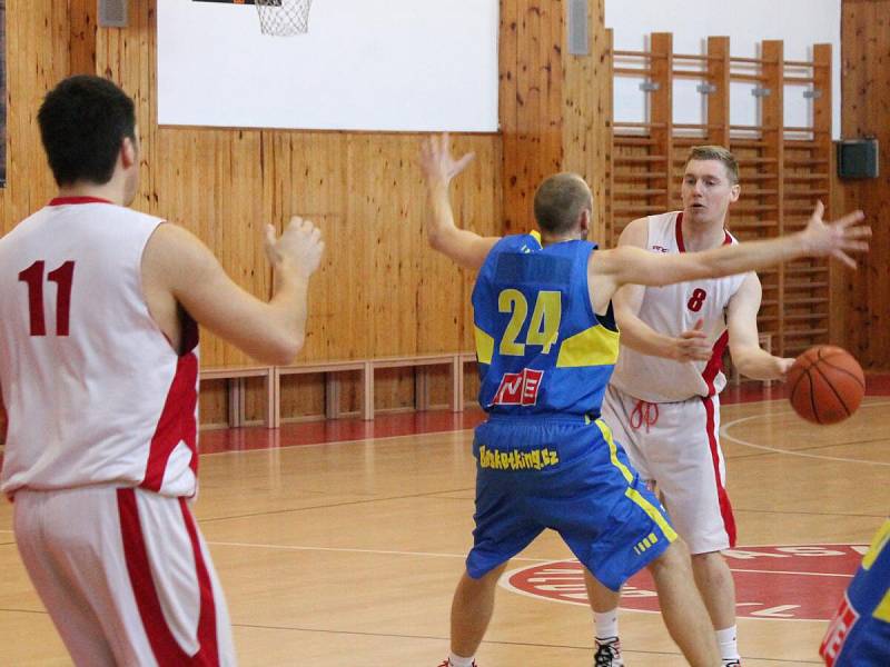 2. liga: BK Klatovy (bílé dresy) - Sluneta USK Ústí nad Labem 72:70