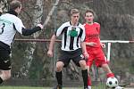 IV. třída, skupina B: Zavlekov (v červeném) - Myslív 5:1.