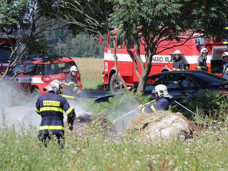 V pondělí vypukl ve Skránčicích velký požár hospodářského stavení.