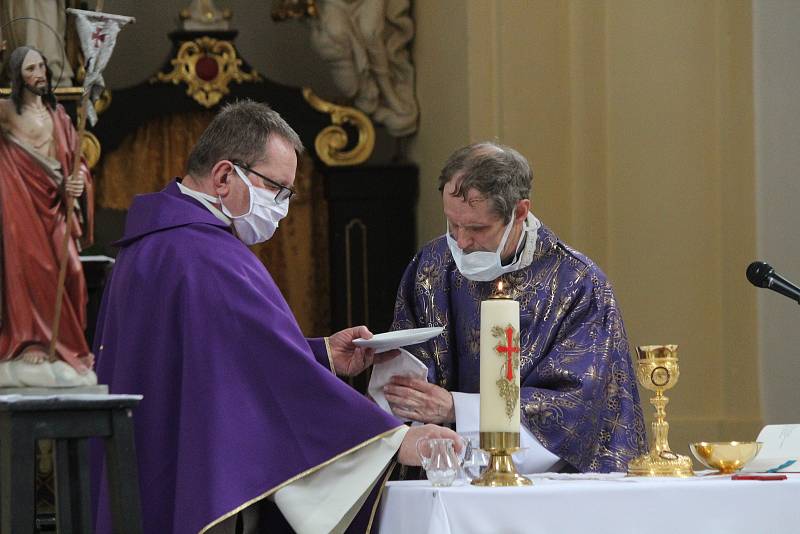 Pohřeb Marie Paluskové v Plánici.