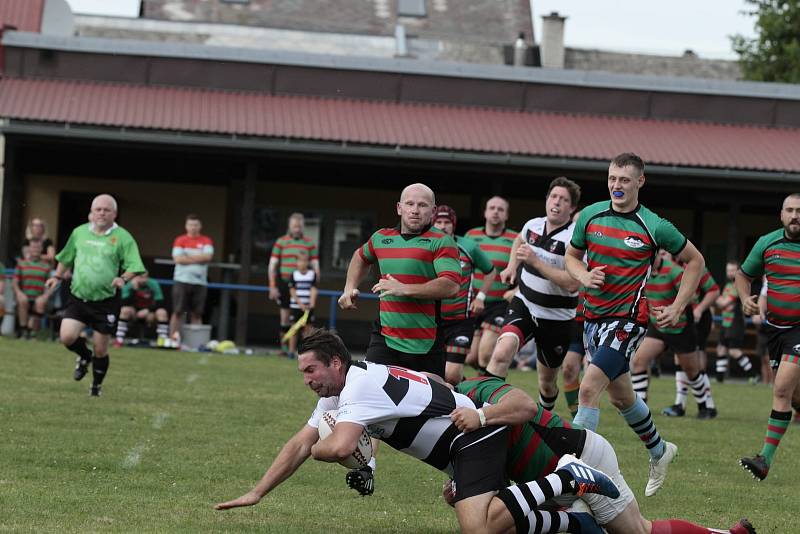 Rugby Šumava Nýrsko má v nominačním výběru české reprezentace XV (15s) svého zástupce díky Petru Grasslovi.