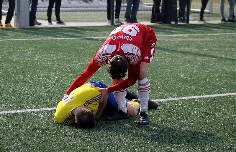 17. kolo FORTUNA divize A: Petřín Plzeň (červení) - SENCO Doubravka 0:3.