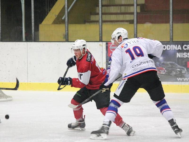 Přípravný zápas 2016: SHC Klatovy (červené dresy) - 1. EV Weiden 7:1