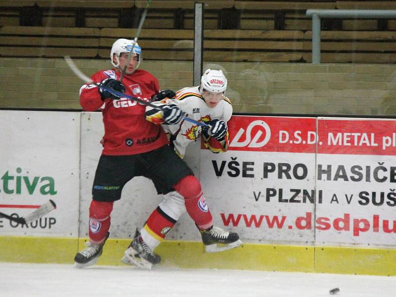 2. liga 2016/2017: SHC Klatovy (červené dresy) - HC Vlci Jablonec nad Nisou 5:1