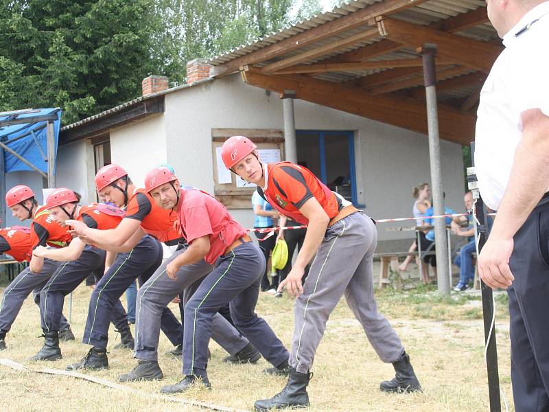 Hasičská soutěž v Týnci u Horažďovic