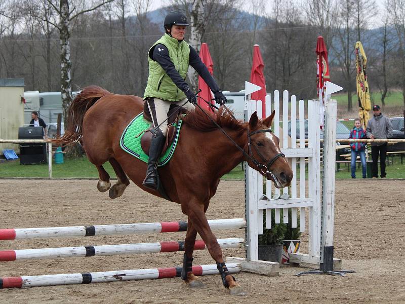 Jarní jezdecké hobby závody v Klatovech 2018: Skoková soutěž pro pony 50 - 70 cm
