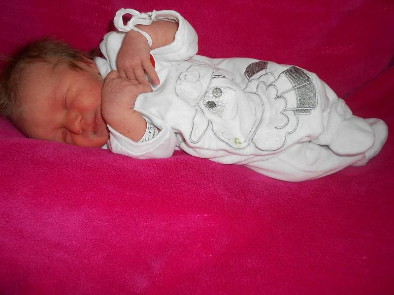 Jana Š. se narodila 13. listopadu 2022 v domažlické porodnici. Při narození vážila 3450 gramů a měřila 50 centimetrů.