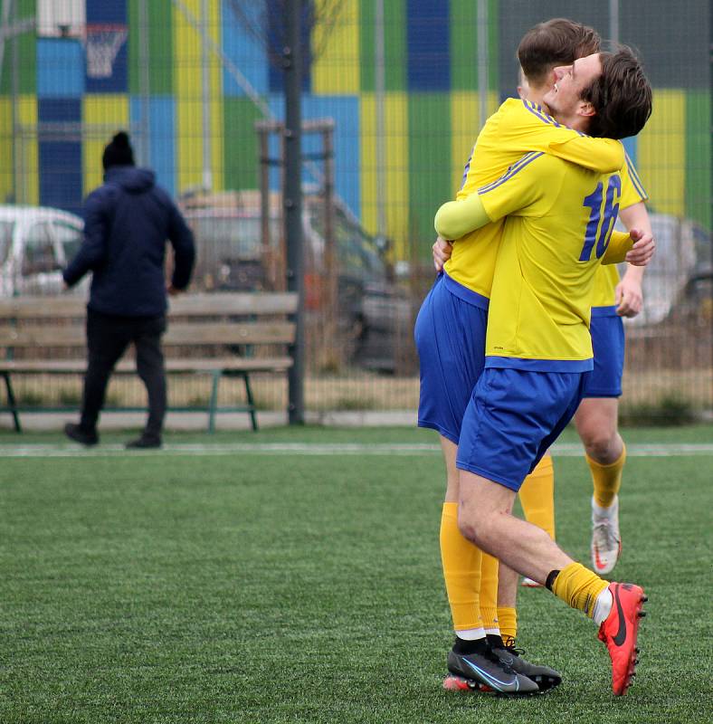 17. kolo FORTUNA divize A: Petřín Plzeň (červení) - SENCO Doubravka 0:3.