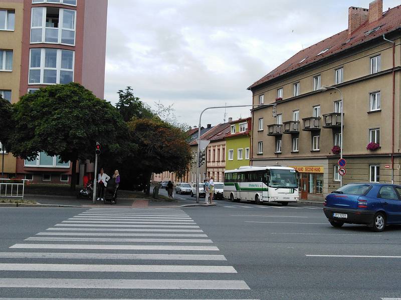 Křižovatka s Kollárovou a Plzeňskou ulicí.