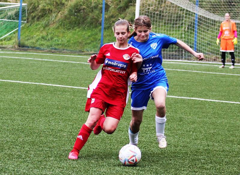 5. kolo České divize žen, skupina C: FC Táborsko – SK Klatovy 1898 (na snímku fotbalistky v červených dresech) 1:0 (1:0).