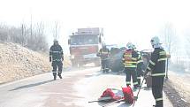 Páteční nehoda u Zavlekova