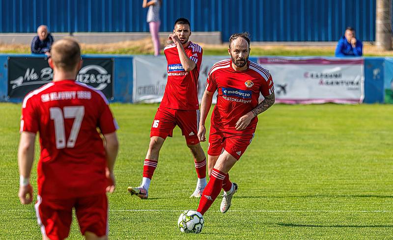 26. kolo divize A: SK Klatovy 1898 (červení) - Soběslav 0:2.