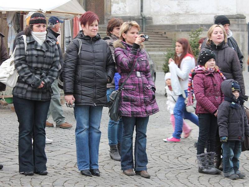 Vystoupení dětí z MŠ Studentská na klatovském náměstí