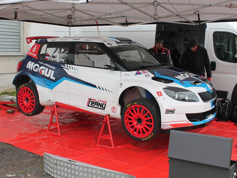 Testování Škody Fabia S2000 před Rallye Šumava s pilotem Janem Černým.