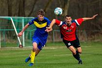 19. kolo krajské I. A třídy: Svatobor Hrádek (modří) - Žákava 0:4.