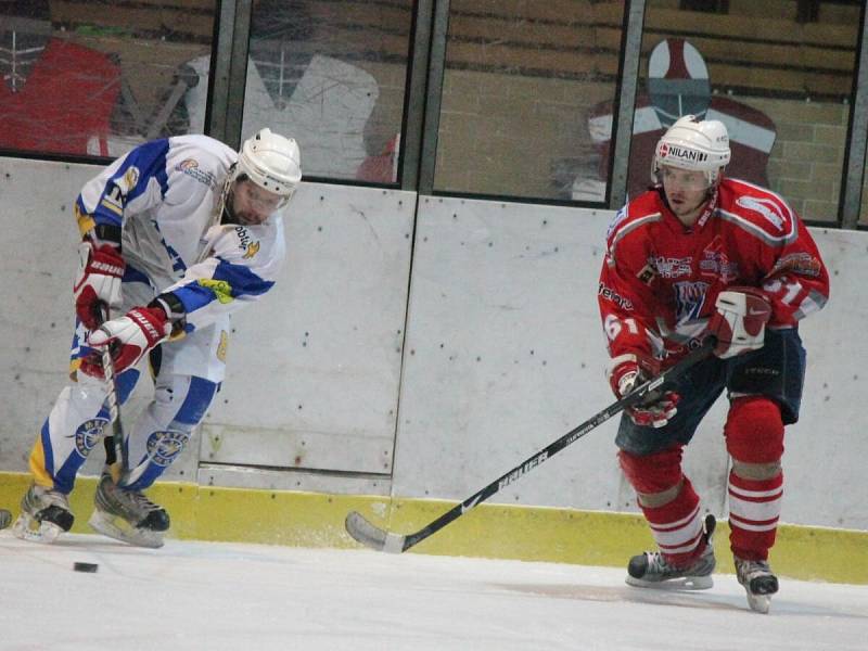 Plzeňská krajská liga mužů HC Klatovy B - HC Meteor Třemošná 7:5.