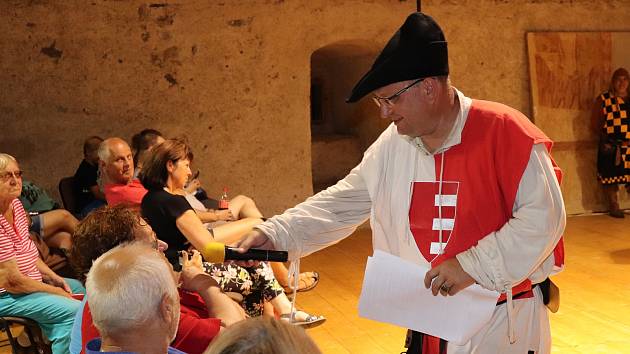 Libor Marek seznámil návštěvníky Švihova s tím, co se jedlo ve středověku.