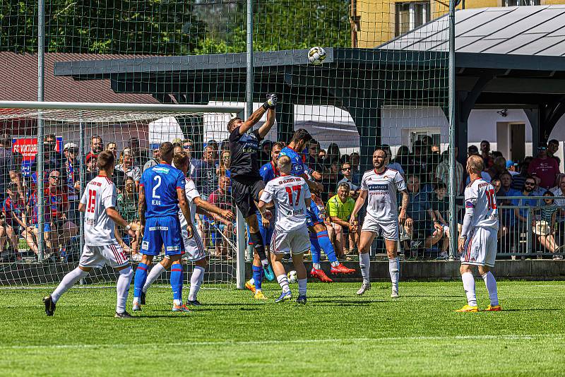 Přátelské utkání: FC Viktoria Plzeň - SK Klatovy 1898 (bílé dresy).