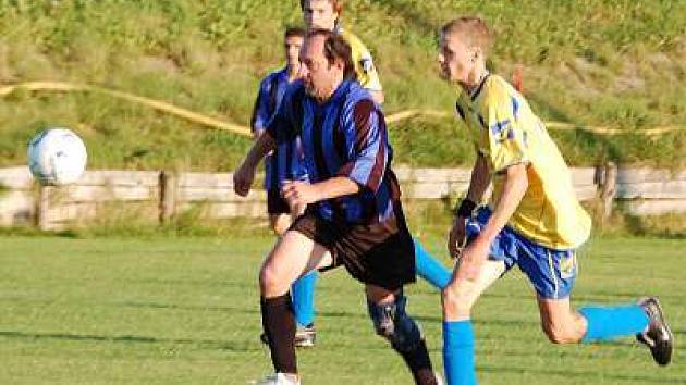 V utkání  IV. třídy skupiny A porazili fotbalisté Bolešin své hosty z Křenic 2:0