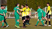 Fotbalisté TJ Pfeifer Chanovice (na archivním snímku hráči v zelených dresech) remizovali ve 22. kole I. B třídy s Blovicemi 1:1. Na penalty vyhráli hosté.